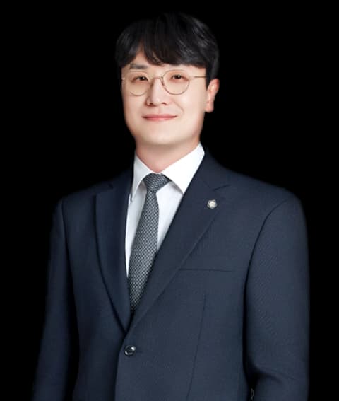 전주공중밀집장소추행변호사 undefined